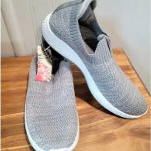 Tommy Bahama Gray Knit Sneakers